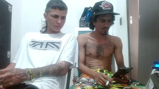 damian bottom bigcock online show from March 12, 2025, 9:45 pm