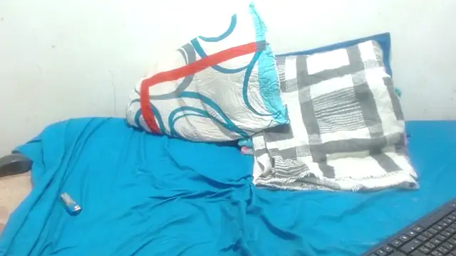 damian bottom bigcock online show from October 25, 2025, 11:10 pm