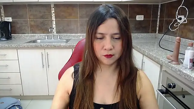 Heidy Wells online show from October 8, 2025, 12:36 pm