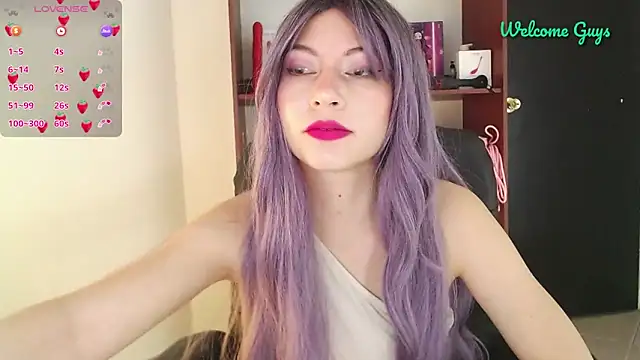 Snapshot of Celeste_Ford_18 chatting on October 19, 2025, 9:15 pm Celeste Ford 18 online show from October 19, 2025, 9:15 pm