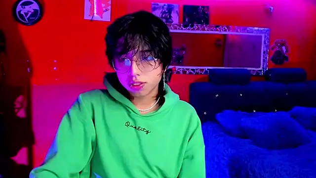 Snapshot of AnggelONfiree chatting on January 21, 2025, 5:05 am AnggelONfiree online show from January 21, 2025, 5:05 am