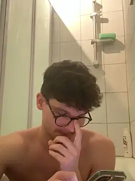 Snapshot of opss__xxx chatting on January 16, 2025, 12:23 am opss xxx online show from January 16, 2025, 12:23 am