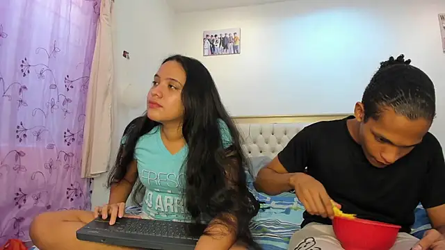 fenixonfire  online show from January 14, 2025, 8:48 pm