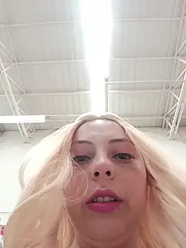 madelaine- online show from February 12, 2026, 6:25 pm