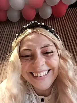 madelaine- online show from February 13, 2026, 6:59 pm