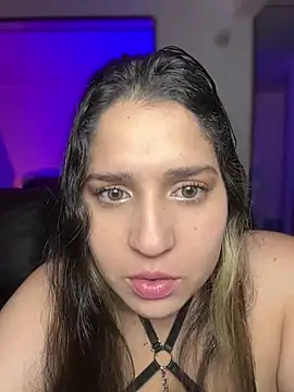 valentina jonnes1 online show from March 22, 2025, 2:16 am