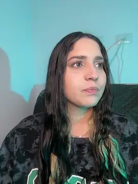 valentina jonnes1 online show from April 12, 2026, 4:50 am