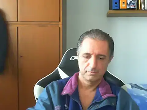 Snapshot of lliuk70mi chatting on January 29, 2025, 1:49 pm lliuk70mi online show from January 29, 2025, 1:49 pm