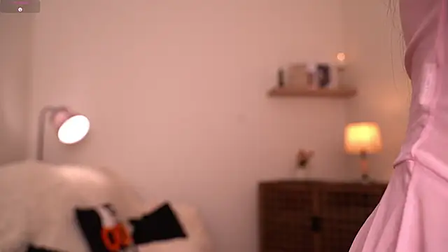 AudreyBarren online show from November 16, 2025, 4:18 am