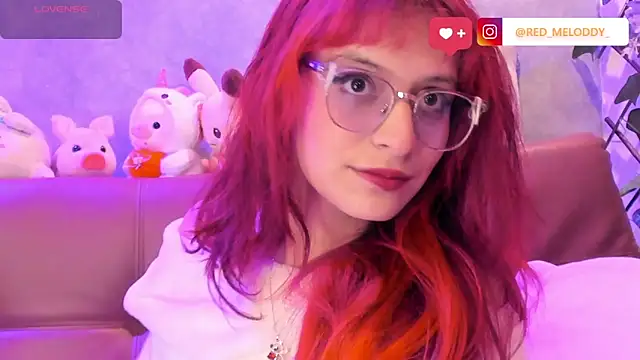 Snapshot of RedMeloddy chatting on February 11, 2026, 4:39 am RedMeloddy online show from February 11, 2026, 4:39 am