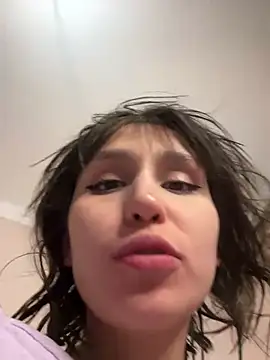 bigbabykiki online show from March 9, 2025, 7:26 pm