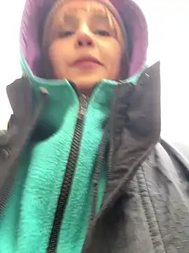 bigbabykiki online show from March 21, 2025, 8:50 am