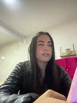 Snapshot of CAM_21X chatting on January 14, 2025, 12:45 pm CAM 21X online show from January 14, 2025, 12:45 pm