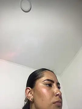 Snapshot of CAM_21X chatting on January 30, 2025, 6:54 pm CAM 21X online show from January 30, 2025, 6:54 pm