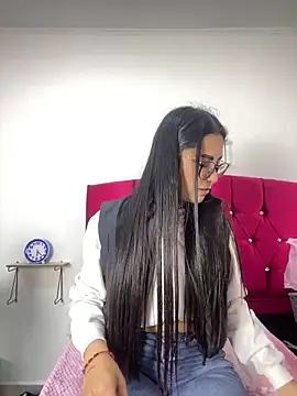 Snapshot of CAM_21X chatting on February 12, 2025, 1:48 pm CAM 21X online show from February 12, 2025, 1:48 pm