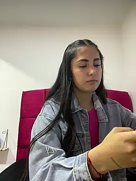 Snapshot of CAM_21X chatting on February 26, 2025, 1:52 pm CAM 21X online show from February 26, 2025, 1:52 pm