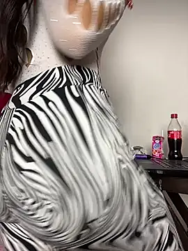 Snapshot of CAM_21X chatting on February 26, 2025, 4:56 pm CAM 21X online show from February 26, 2025, 4:56 pm