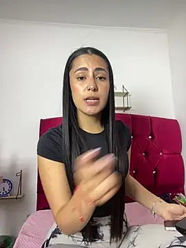 Snapshot of CAM_21X chatting on February 28, 2025, 1:47 pm CAM 21X online show from February 28, 2025, 1:47 pm