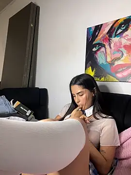 Snapshot of CAM_21X chatting on March 4, 2025, 10:16 pm CAM 21X online show from March 4, 2025, 10:16 pm