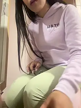 Snapshot of CAM_21X chatting on March 11, 2025, 10:40 am CAM 21X online show from March 11, 2025, 10:40 am