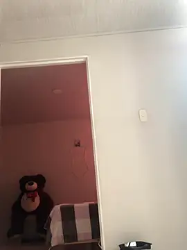 Snapshot of CAM_21X chatting on October 1, 2025, 2:01 pm CAM 21X online show from October 1, 2025, 2:01 pm