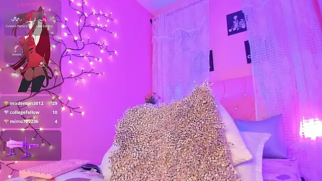 Dulce Girl  online show from February 20, 2025, 4:39 am