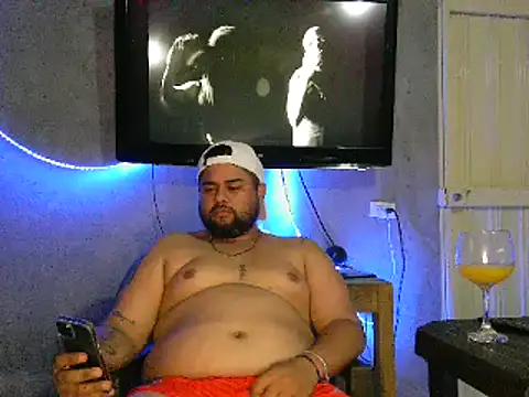 GABRIELGARCIA1313 online show from December 12, 2024, 3:05 pm