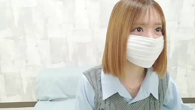 LOVE MOMO LOVE online show from May 24, 2026, 12:21 pm