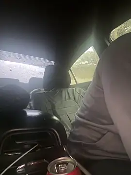 Snapshot of EatMyCake831 chatting on March 14, 2025, 5:24 pm EatMyCake831 online show from March 14, 2025, 5:24 pm