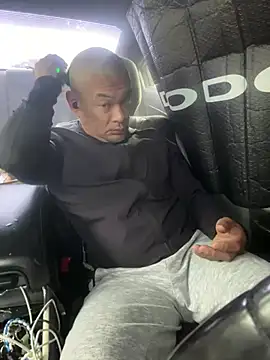 EatMyCake831 online show from February 19, 2026, 9:11 pm