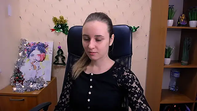 Snapshot of _Nicole_new chatting on December 21, 2024, 12:16 pm  Nicole new online show from December 21, 2024, 12:16 pm