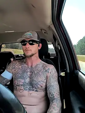 Snapshot of jtw14 chatting on September 19, 2025, 3:45 pm jtw14 online show from September 19, 2025, 3:45 pm