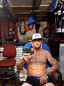 Snapshot of jtw14 chatting on October 2, 2025, 5:03 am jtw14 online show from October 2, 2025, 5:03 am