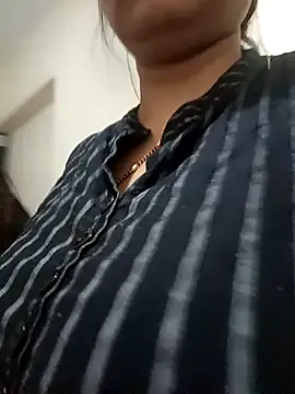 kaamuk shweta online show from December 15, 2025, 6:45 pm