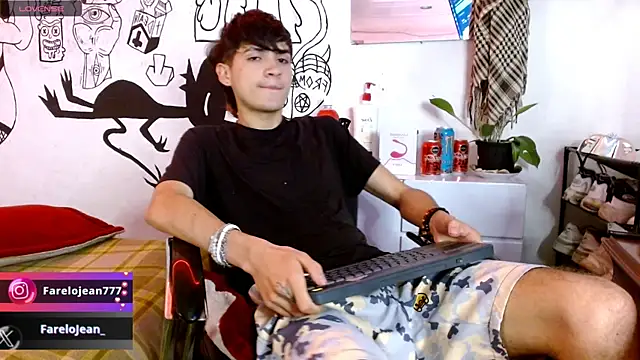 Snapshot of jeanfarelo chatting on November 5, 2025, 9:15 pm jeanfarelo online show from November 5, 2025, 9:15 pm