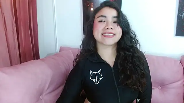 Snapshot of hinataleecs chatting on September 28, 2025, 9:53 pm hinataleecs online show from September 28, 2025, 9:53 pm