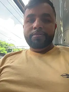 Snapshot of Sheik_z_o chatting on March 4, 2026, 12:33 pm Sheik z o online show from March 4, 2026, 12:33 pm