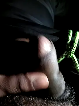 Snapshot of Mmm992170 chatting on January 24, 2025, 8:11 pm Mmm992170 online show from January 24, 2025, 8:11 pm