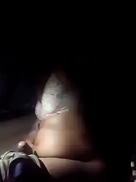 Snapshot of Mmm992170 chatting on March 20, 2025, 4:40 am Mmm992170 online show from March 20, 2025, 4:40 am