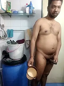 Snapshot of Mmm992170 chatting on September 13, 2025, 11:54 am Mmm992170 online show from September 13, 2025, 11:54 am