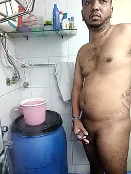 Snapshot of Mmm992170 chatting on September 28, 2025, 4:51 am Mmm992170 online show from September 28, 2025, 4:51 am