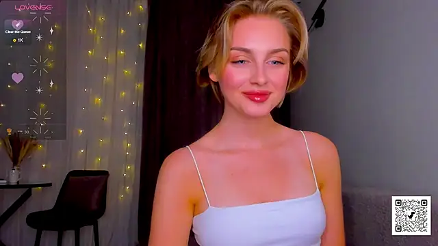 pretty girlnextdoor online show from January 5, 2025, 6:13 pm