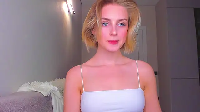 pretty girlnextdoor online show from March 3, 2025, 6:01 pm