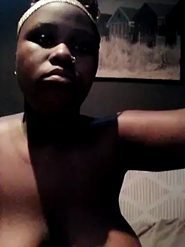 Snapshot of Dark_Berry_26 chatting on March 12, 2025, 7:49 pm Dark Berry 26 online show from March 12, 2025, 7:49 pm