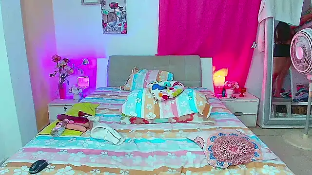 Snapshot of Kendralove31xxx chatting on March 2, 2026, 7:15 am Kendralove31xxx online show from March 2, 2026, 7:15 am