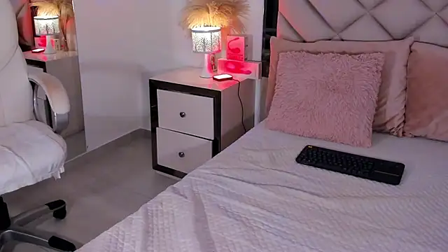 alexa tobar online show from March 8, 2026, 10:46 pm