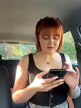 Snapshot of ObviouslyPeachy chatting on October 2, 2025, 1:07 pm ObviouslyPeachy online show from October 2, 2025, 1:07 pm