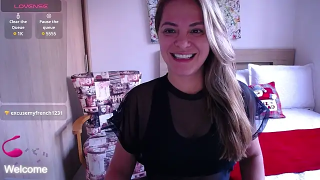 ParisW online show from December 4, 2024, 9:57 pm