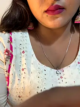 Ayesha mahi online show from October 5, 2025, 5:11 pm