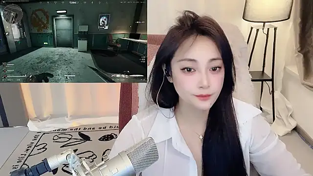 Snapshot of Daisy-77 chatting on May 21, 2026, 12:34 pm Daisy-77 online show from May 21, 2026, 12:34 pm